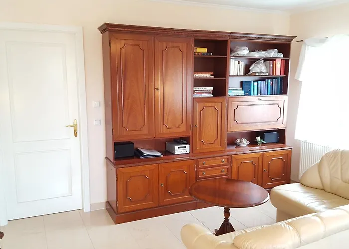 Laura - 43-111 شقة