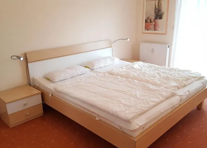 Laura - 43-111 * Ostseebad Kühlungsborn